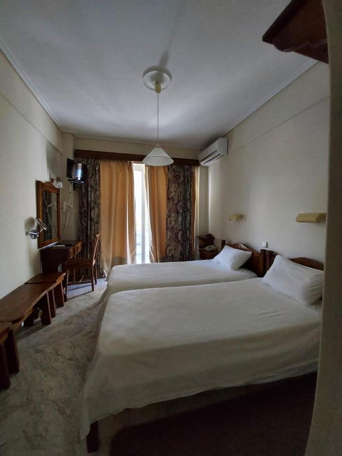 Batis Hotel Livanátai المظهر الخارجي الصورة