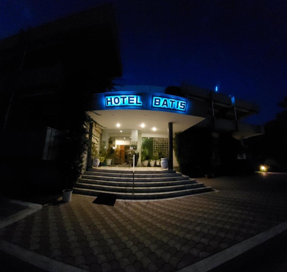 Batis Hotel Livanátai المظهر الخارجي الصورة
