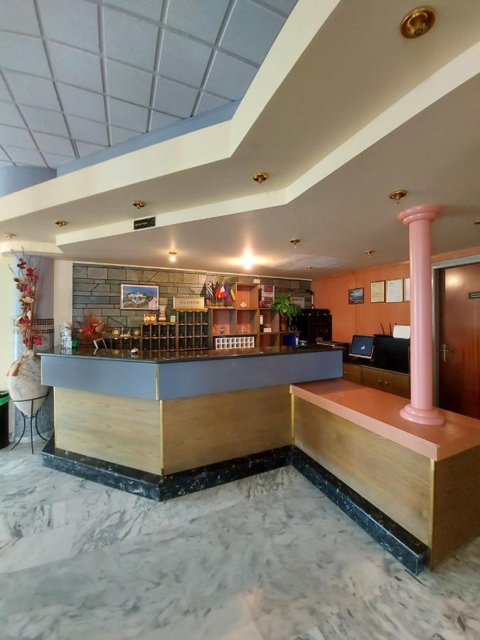 Batis Hotel Livanátai المظهر الخارجي الصورة