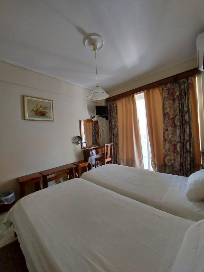 Batis Hotel Livanátai المظهر الخارجي الصورة